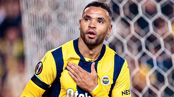 Fenerbahçe'nin sezon başında Sevilla'dan transfer ettiği Youssef En-Nesyri, şu ana kadar Fenerbahçe'de gösterdiği performansla beklentileri karşılayamadı.