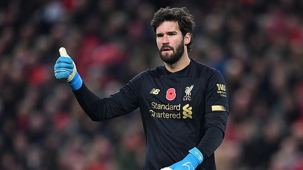 Servis edilen habere göre Alisson'un durumu yakından takip ediliyor. Alisson eğer sezon sonunda Liverpool'dan ayrılma kararı alırsa Galatasaray'ın vakit kaybetmeden masaya oturacağı belirtiliyor.