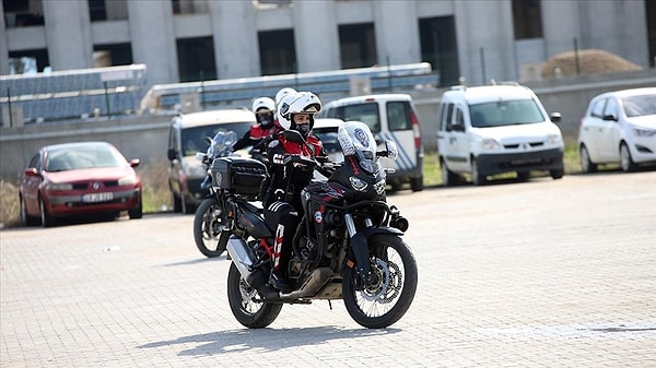 İlk olarak İstanbul’da kurulan bu motosikletli polis timleri zamanla Türkiye’nin diğer büyük şehirlerine de yayıldı. Bugün yaklaşık kırk şehirde Yunus polis timleri aktif olarak görev yapıyor.