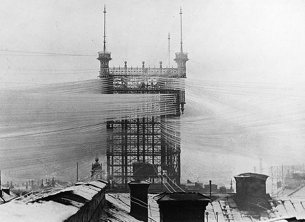 2. 1890: Stockholm'de Telefon Hatları