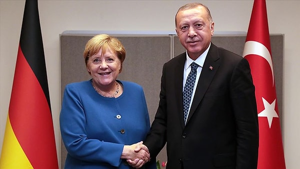 Merkel’in, Türkiye ile Avrupa Birliği arasında imzalanan mülteci anlaşması ile ilgili sözleri ise şöyle oldu.