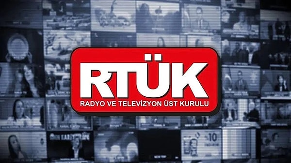 6. RTÜK'ün bugün 'milli ve manevi değerlere aykırı hareket eden, şiddeti toplumda kanıksatıcı hale getiren ve kuralları ihlal eden' yayıncılara yönelik toplantısından dört diziye ceza kararı çıkmıştı. Ceza alan dizilerden biri olan Arka Sokaklar'ın oyuncusu Şevket Çoruh, tepki gösteren ilk isim olmuştu. Bir tepki de RTÜK'ten yayın durdurma cezası alan Sahipsizler dizisinin oyuncusu Kaan Miraç Sezen'den geldi.