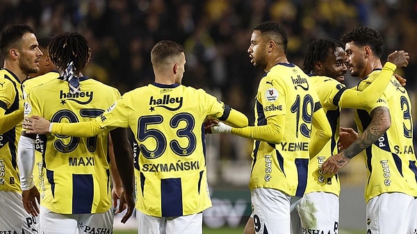 Bu maç öncesi Fenerbahçe'nin 5 puanı vardı.