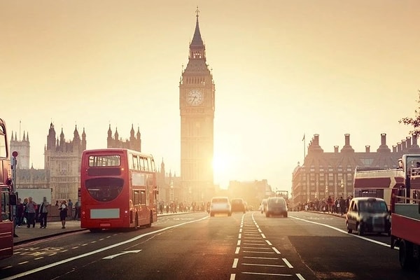 1. Londra - İngiltere