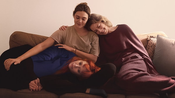 En İyi Senaryo: His Three Daughters (Netflix)