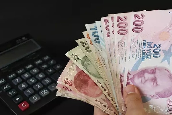 Hazine ve Maliye Bakanlığı yaptığı açıklamada, hazine nakit dengesi kasımda açık verdi. Kasım ayında 62 milyar 220 milyon lira açık verdiğini duyurdu.