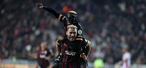 Buna göre Barış Alper Yılmaz ligde Trabzonspor, Kayserispor ve Göztepe maçlarının yanı sıra Avrupa Ligi'nde Malmö'ye karşı forma giyemeyecek. Osimhen ise Göztepe maçına yetiştirilecek.