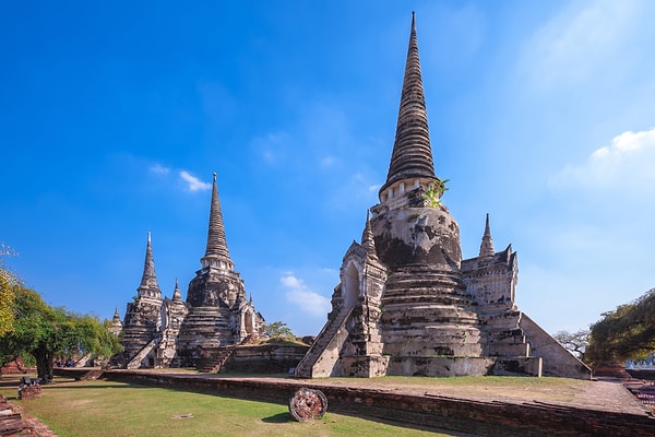 Wat Phra Si Sanphet Tapınağı ile başlayalım. Hangi kentte olabilir?