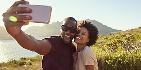 Relationship Expert Reveals the Truth About Couples Who Share Everything on Social Media