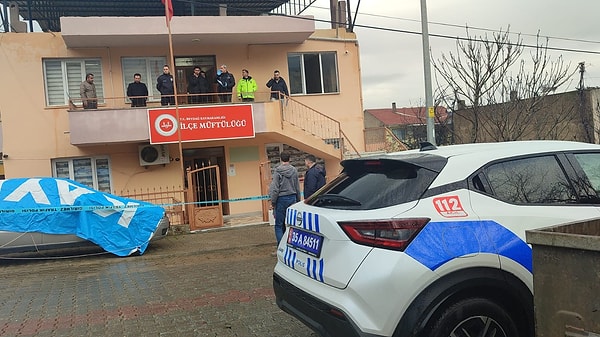 Başer tüm müdahalelere rağmen kurtarılamazken, polis ekipleri kaçan saldırganı yakalamak için çalışma başlattı. Kaçan saldırganın, ölen Başer ile Muğla'nın Datça ilçesinde din görevlisi olarak çalıştığı ve aralarında husumet bulunduğu öğrenildi.