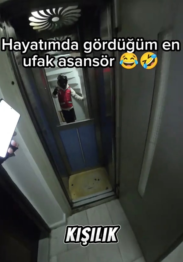 Asansörü gören kurye o şaşkınlık anıyla kaydı başlatmıştı.