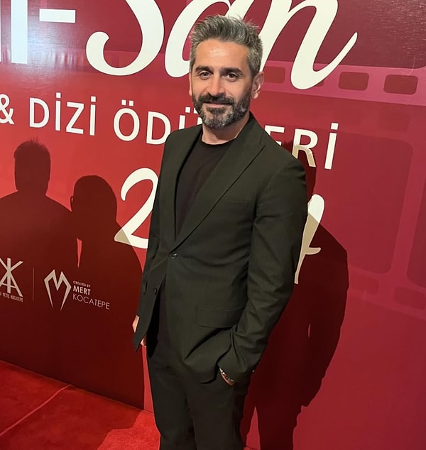 Aşık Veysel'e filmde oyuncu ve halk müziği sanatçısı Şentürk Dündar hayat verecek.