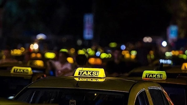 Uygulama tabanlı yeni taksilerin kısa süre sonra İstanbul trafiğine çıkması bekleniyor.