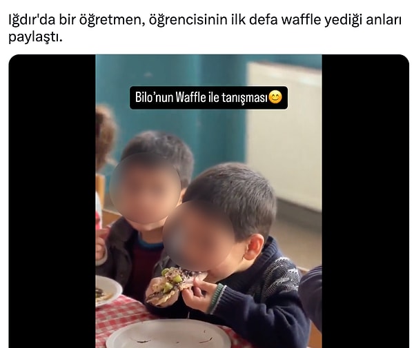 Geçtiğimiz günlerde bir öğretmen, öğrencisinin ilk kez waffle yediği anları paylaştı. Bu anlar pek çok kişi tarafından sempatik bulunmuştu.