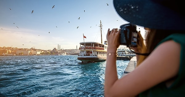 Peki ülkemize yabancı gözle bakan birisi ne düşünüyor? Reddit'te paylaşım yapan ve geçmiş yıllarda Türkiye'yi çok sevdiğini söyleyen bir turist, İstanbul'u son ziyaretini anlattı.