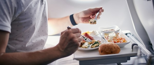 According to Dr. Pellegrino, no matter how special the menus are, the taste of food on an airplane will always differ from the taste on the ground.