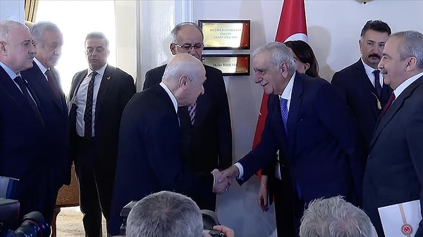 Ahmet Türk: “İmralı’dan silah bırakma çağrısı gelebilir.”