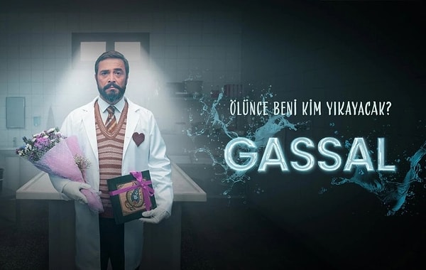 TRT Tabii'nin ilgiyle izlenen dizisi Gassal, afişleriyle büyük tepki toplasa da izleyiciden olumlu yorum almayı başardı.