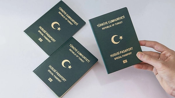 Sözcü’de Ali Güven’in haberine göre, vizeden muaf olan yeşil pasaportlu vatandaşlar için de AB’ye giriş zorlaşacak.