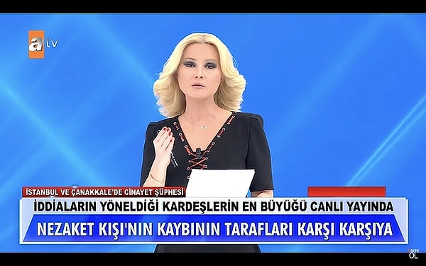 1. Müge Anlı, 17 yıldır ekranlarda başarıyla devam ettirdiği yayınında Adalet Bakanı Yılmaz Tunç'a seslendi. Anlı, bugün programda Zekiye Aydın cinayeti ile ilgili ulaştığı bir belgeyi açıkladı. 2009 tarihli bu belge bir iddianameydi. Ne yazık ki Zekiye Aydın'ın ölümü ile ilgili şüpheli isim işaret edilmişti. Sahte belgelerle devleti kandırmaya çalışan cinayet şüphelisinin aldığı ceza ise Anlı'nın, Adalet Bakanı Tunç'a çağrıda bulunmasına neden oldu.