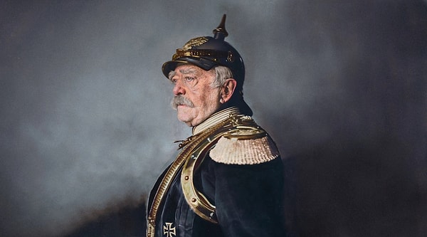 4. Demir Şansölye olarak bilinen Otto von Bismarck hangi ülkenin birliğini sağlamıştır?