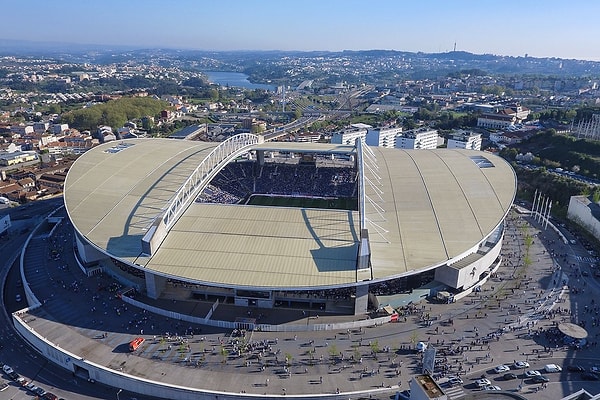 1. "Estádio do Dragao" hangi Portekiz kulübüne aittir?