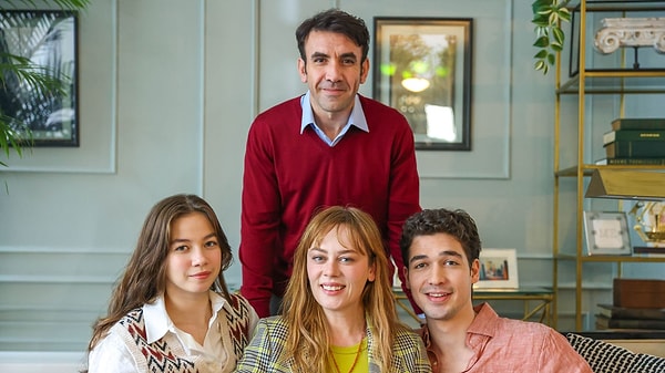 After this heartbreaking incident, the first cancellation news on the screens came from the Bahar series. Right after Bahar, it was announced that the new episode of the Sen Ağlama İstanbul series would not be broadcast tonight.