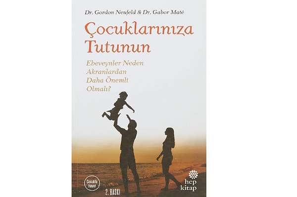 Çocuklarınıza Tutunun: Ebeveynler Neden Akranlardan Daha Önemli Olmalı?