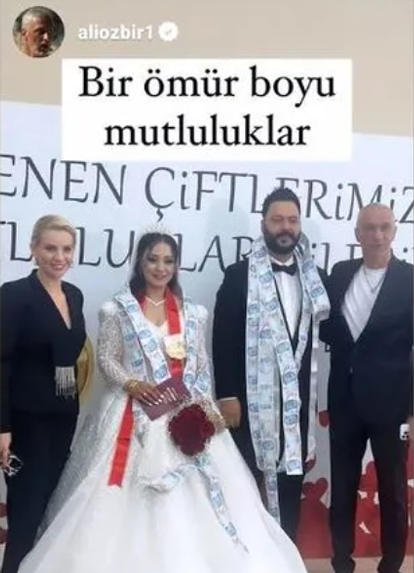 Caner Toygar, yakın zamanda dünyaevine girmişti. Esra Erol ve Ali Özbir çiftinin de katıldığı nikah törenine, Ali Bey'in Caner'e taktığı yüz liralık banknotlar damgasını vurmuştu.