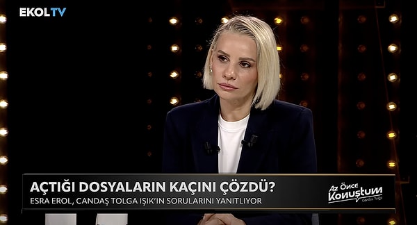 Esra Erol bu soruya yanıtında, "Psikolojik şiddet eleştirisi oldu. Eleştirileri değil." diye söze başladı. Devamında ise, "Sadece bulunduğunuz noktadan baktığınızda öyle yorumlayabilirsiniz. Ama öncesinde ve sonrasında neler olduğunu bilmiyorsunuz. Ben kimseye böyle bir davranışta bulunmam. Gerçeği ortaya çıkarmak istiyorum hele ki o gerçek bir çocuğun kaybı ile ilgiliyse." dedi.