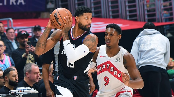 Toronto Raptors ile Los Angeles Clippers arasında Scotiabank Arena'da oynanan karşılaşma öncesinde ilginç bir an yaşandı.