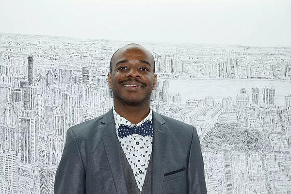 4. İngiliz sanatçı Stephen Wiltshire, muhtemelen dünyanın en güçlü hafızasına sahip. Bir manzaraya yalnızca bir kez baktıktan sonra, o görüntüyü en ince detayına kadar hafızasına kazıyıp kağıda dökebiliyor.