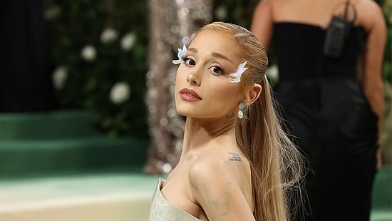 Ariana Grande Shuts Down Claims That Her Speaking Voice Isn’t Natural