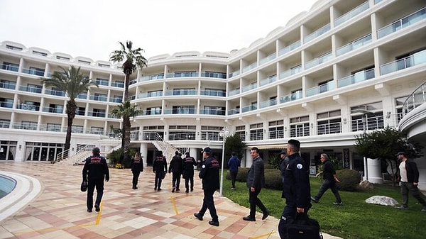 Türkiye’nin turizm cenneti Muğla’da da otel ve tesislere yönelik valilik koordinesinde geniş çaplı denetim düzenlendi.