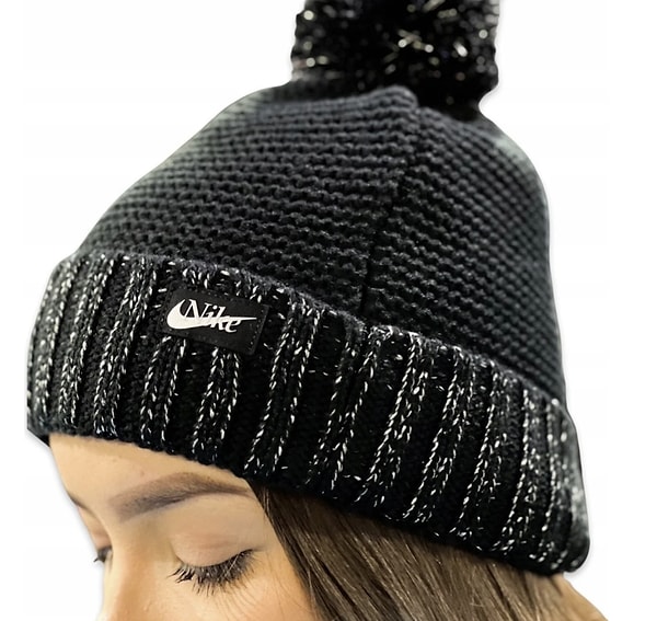 Nike Sportswear Women's Pom Beanie