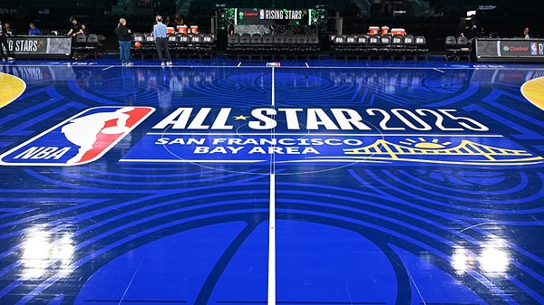 San Francisco’daki Chase Center’da düzenlenen NBA All-Star 2025 etkinliğinde yetenek, üç sayı ve smaç yarışmaları her yıl olduğu bu yıl da gibi muhteşem anlara sahne oldu.