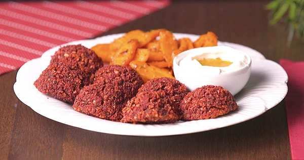 Airfryer'da Pancar Falafel ve Havuç Kızartması Nasıl Yapılır?