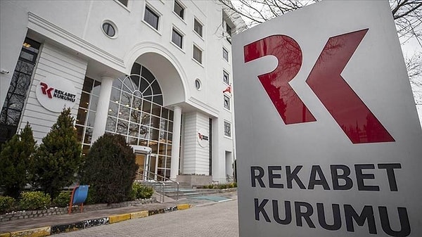 Rekabet Kurulu, kurum uzmanlarının yerinde inceleme yapmasına engellediği gerekçesiyle BİM'e 1,3 milyar lira idari para cezası kesti.