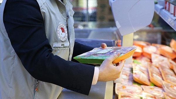 Tarım ve Orman Bakanlığı, gıda güvenliğini hiçe sayarak vatandaşların hayatıyla oynayan firmaları ifşa etmeye devam ediyor.