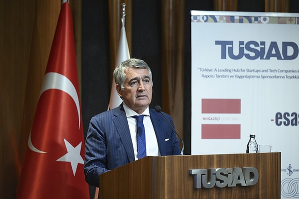 TÜSİAD’ın açıklamaları, sermaye sınıfının da artık ülkede yaşananlara ses çıkaracağı olarak yorumlanmıştı.