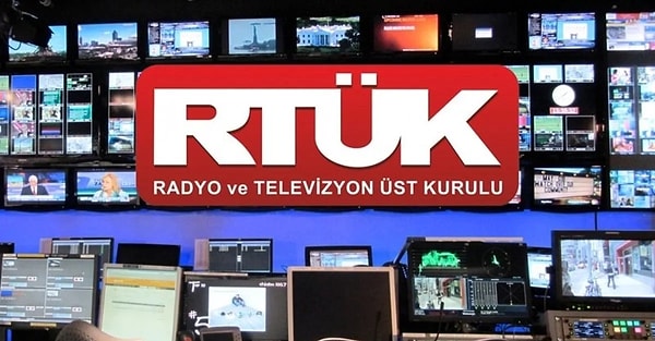 Radyo ve Televizyon Üst Kurulu (RTÜK), 20 Nisan 1994'ten bu yana televizyon kanallarını denetlemeyi sürdürüyor.