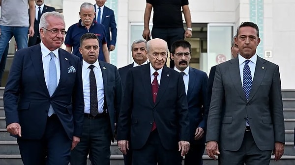 Bayraktaroğlu, Cumhurbaşkanı Erdoğan'ın durumu bildiğini öne sürdü.