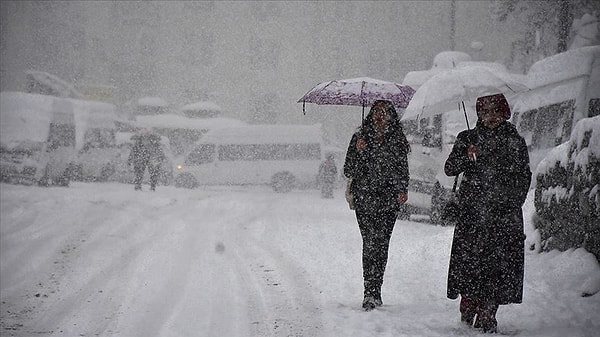 Açıklamada, Akkuş, Çaybaşı, Gölköy ve Gürgentepe ilçelerindeki tüm okullarda, Altınordu, Fatsa, Gülyalı, İkizce, Ulubey, Perşembe ve Ünye ilçesinde ise bazı okullarda yarın eğitime ara verildiği ifade edildi.