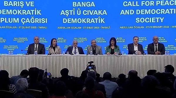 Öcalan'ın çağrısı için PYD Başkanlık Konseyi Üyesi Salih Müslim, "Şimdi sıra Türkiye’de, onlar hangi adımı atacaklar. Önderlik nasıl tüm sorumluluğu üstleniyorsa, Türk devleti de sorumluğu üstlenmeli" dedi.