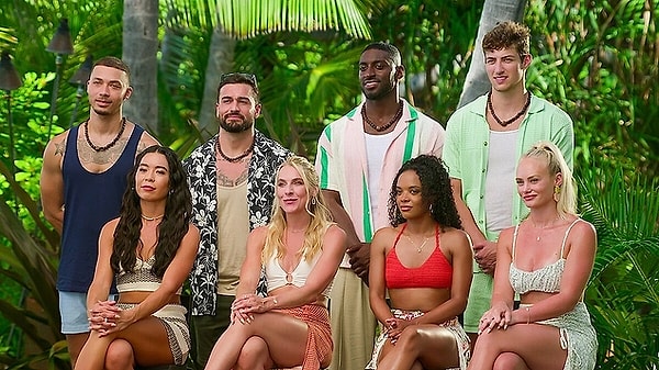 Son günlerde en çok konuşulan reality şovlardan biri olan 'Temptation Island' İspanyol versiyonuyla gündemi sarstı. Çiftlerin birbirini aldattığı ve bunu izlediği programdan ülkemize yansıyan Montoya'nın aldatılmasıydı. Sevgilisini Manuel ile birlikte olurken izlemek zorunda kalan Montoya adeta çıldırmıştı. Programın dün yayınlanan bölümünde Manuel ve Montoya yüzleşmesi gerçekleşti.