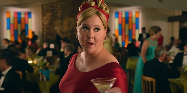 Yardımcı Kadın Oyuncu: Amy Schumer, “Unfrosted”