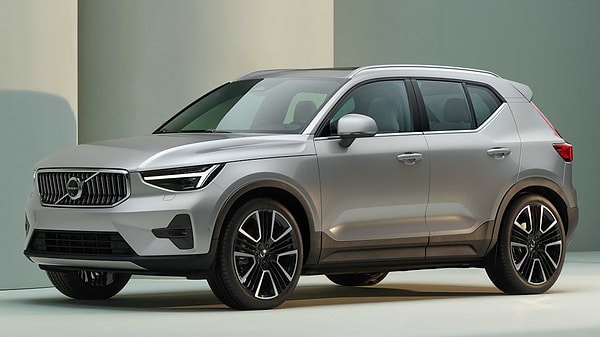 Volvo XC40 fiyat listesi Mart 2025