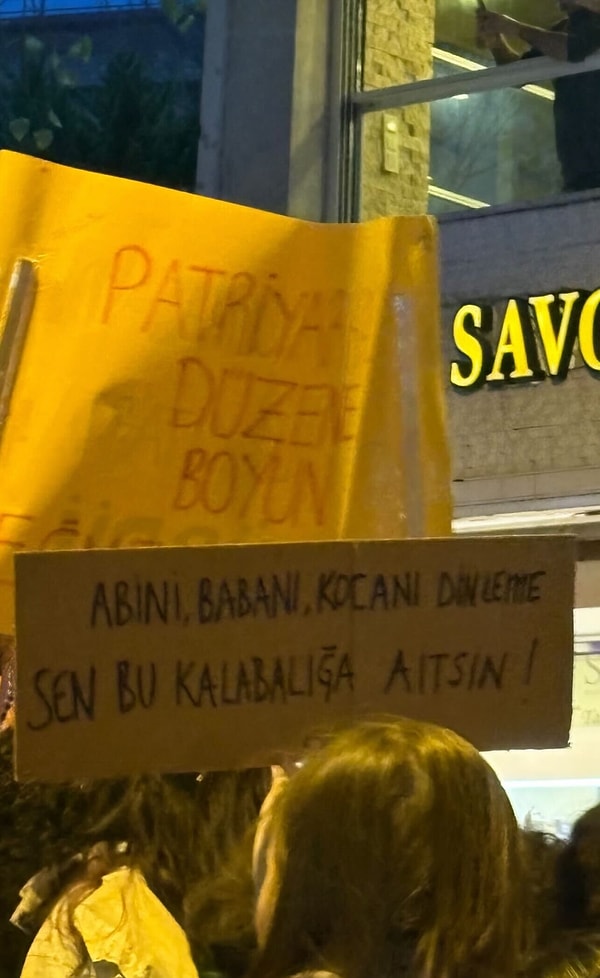 8 Mart Dünya Kadınlar Günü: Feminist Gece Yürüyüşü'nde Kadınların Gücü