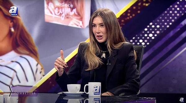 Geçtiğimiz haftalarda da Türkiye ziyaretine geldiğinde A Para Eğlence kanalındaki Yıldızlı Sohbetler'e konuk olan Şeyma Subaşı, her açıklamasıyla sosyal medya kullanıcılarının dikkatini çekmişti.