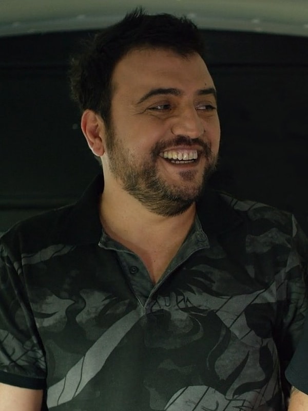 Ünlü Oyuncu Şinasi Yurtsever Hayatını Kaybetti